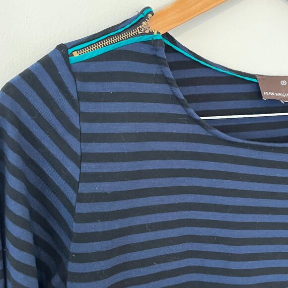 Fenn Wright Manson Strip Navy 3/4 length Sleeve Size Medium *Size tag removed - Picture 1 of 5